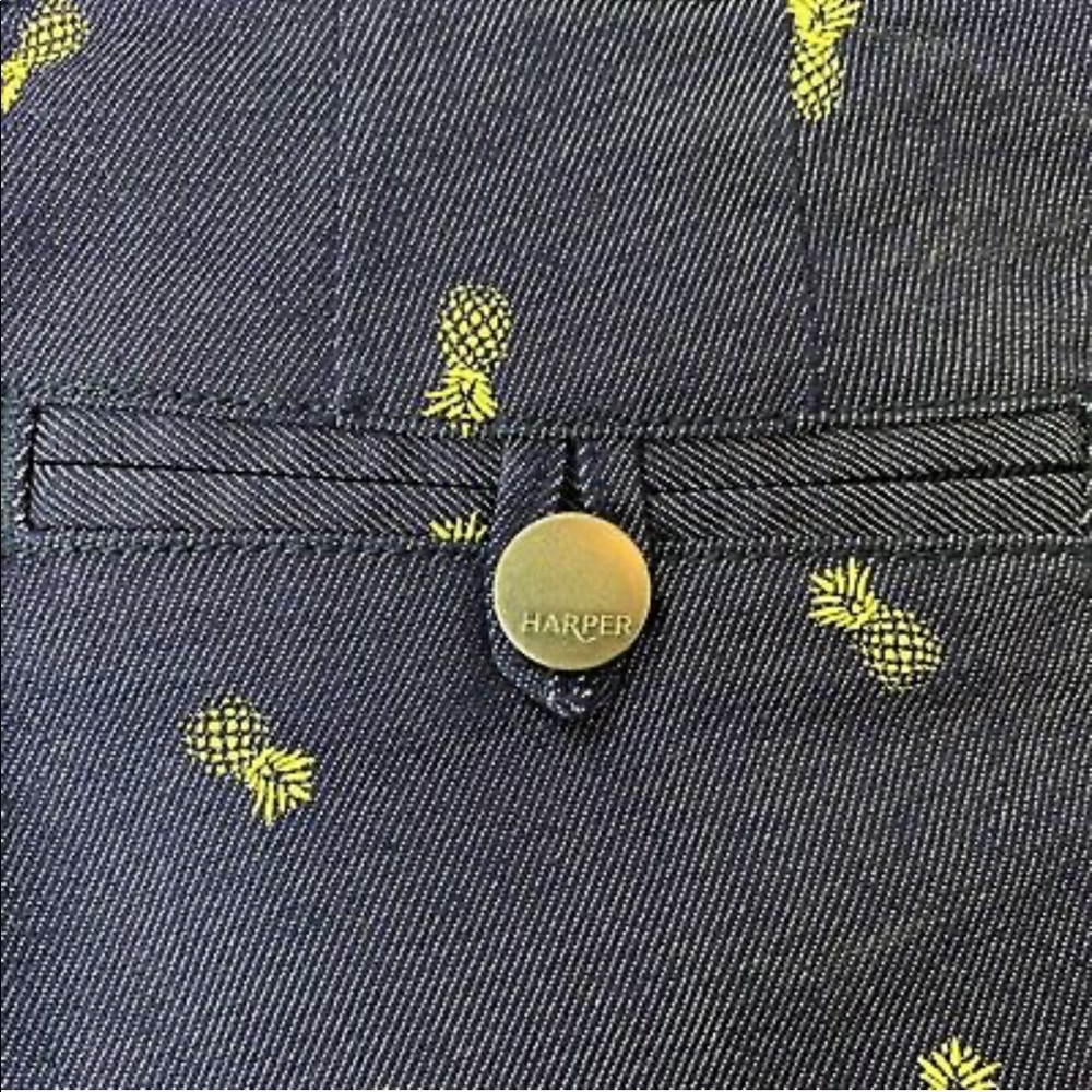 Pineapple Shorts - Picture 4 of 6